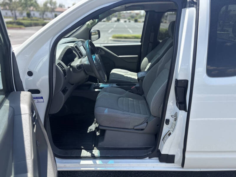 2019 Nissan Frontier S