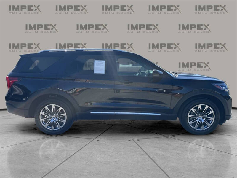 2025 Ford Explorer Platinum