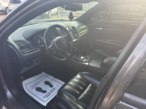 2019 Chrysler 300 S