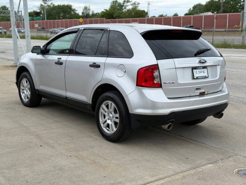 2012 Ford Edge SE