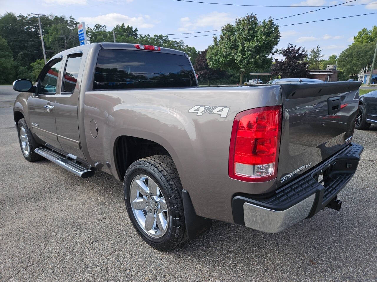 2013 GMC Sierra 1500 for sale at DANGO AUTO SALES in HOWARD CITY, MI