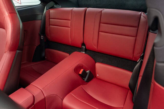 2024 Porsche 911 Carrera 4 GTS