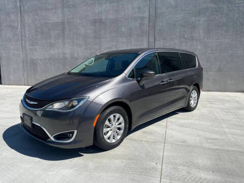 2018 Chrysler Pacifica Touring Plus