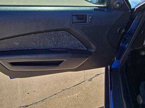 2012 Ford Mustang V6 Premium