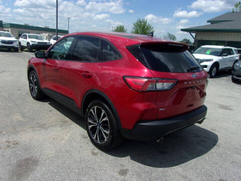 2021 Ford Escape SE