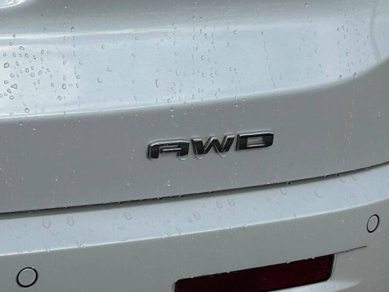 2022 GMC Acadia Denali