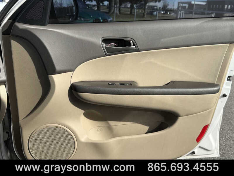 2011 Hyundai Elantra Touring GLS