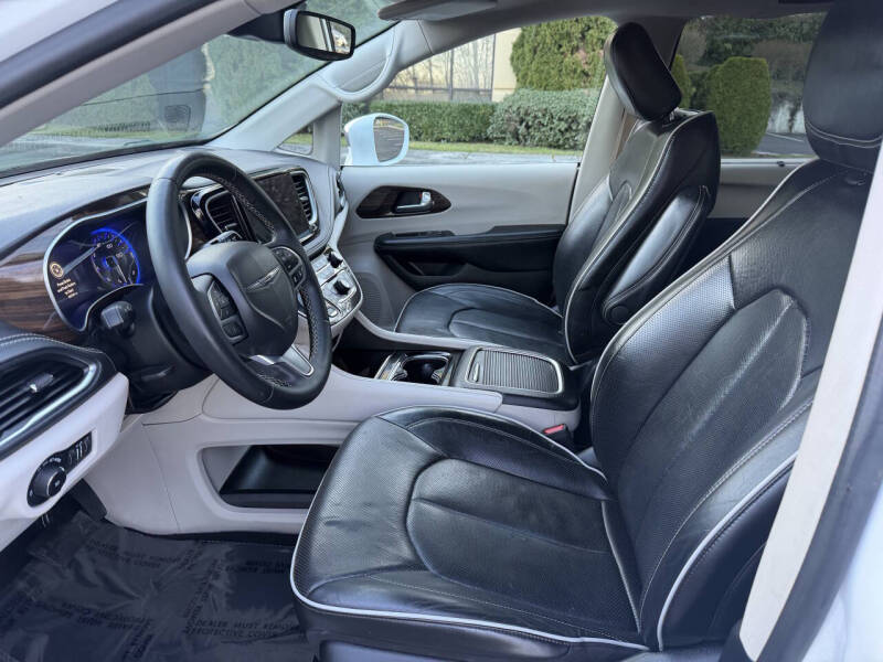 2022 Chrysler Pacifica Limited