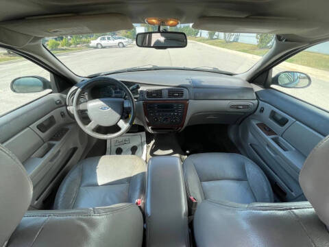 2006 Ford Taurus SEL