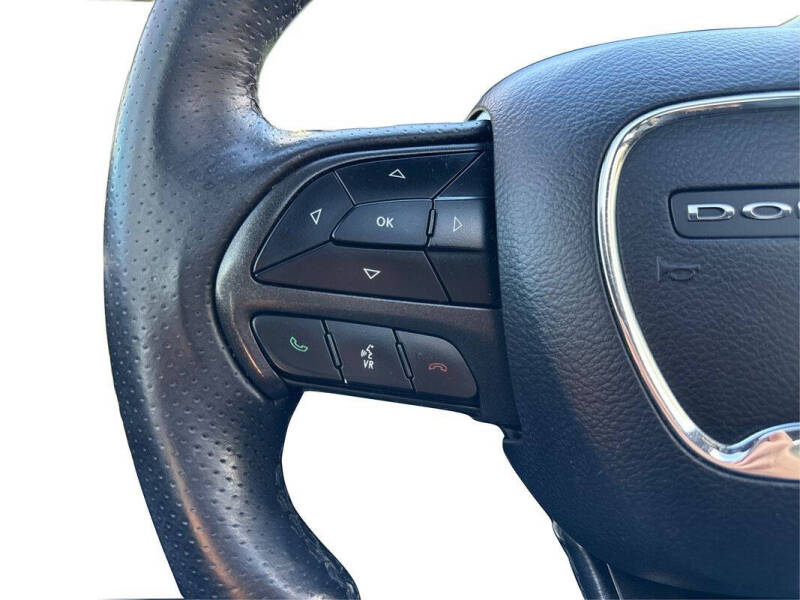 2017 Dodge Charger SXT