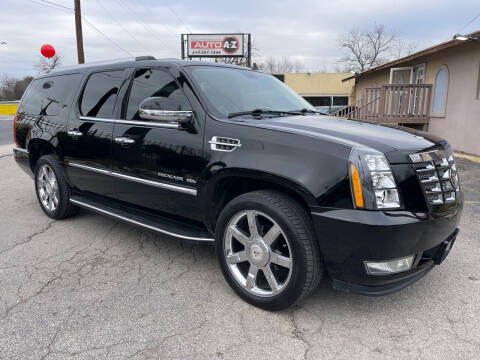 2013 Cadillac Escalade ESV for sale at Auto A to Z / General McMullen in San Antonio TX