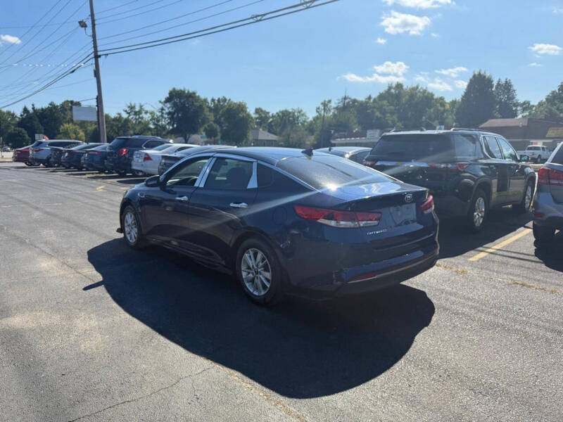 2017 Kia Optima LX