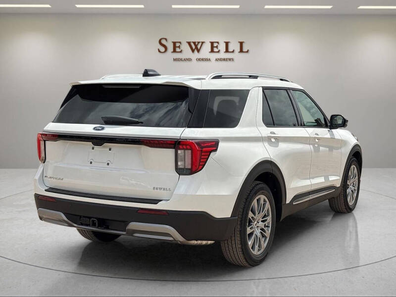 2026 Ford Explorer Platinum