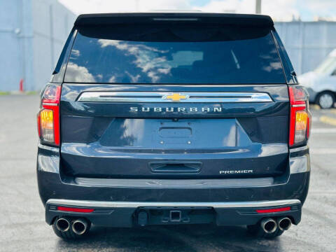 2023 Chevrolet Suburban Premier