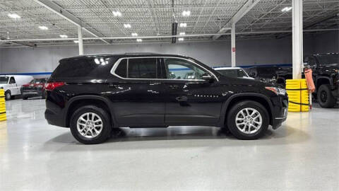 2020 Chevrolet Traverse LT Cloth