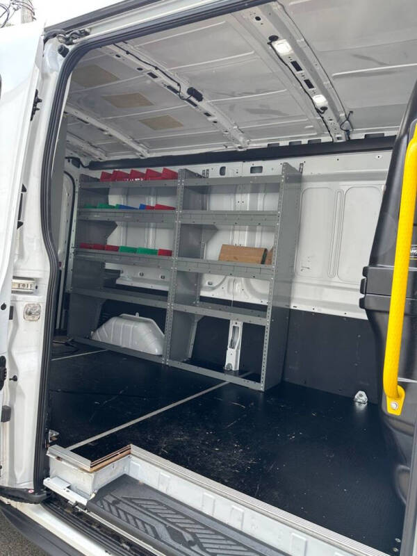 2023 Ford E-Transit