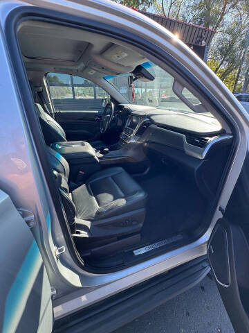 2020 Chevrolet Suburban LT