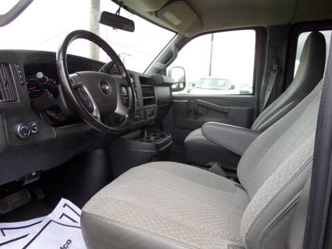 2017 Chevrolet Express LT 3500