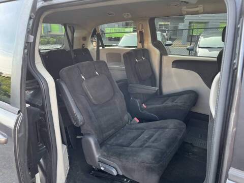 2016 Dodge Grand Caravan SXT Plus
