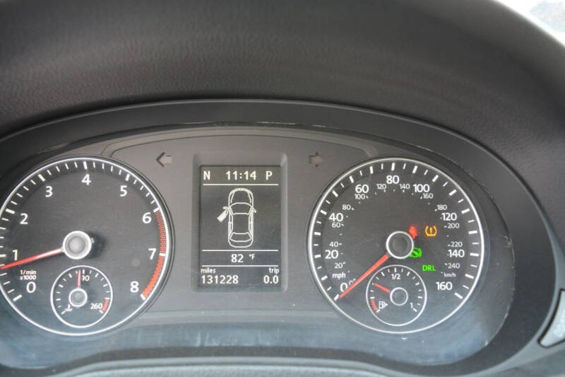 2012 Volkswagen Passat SE