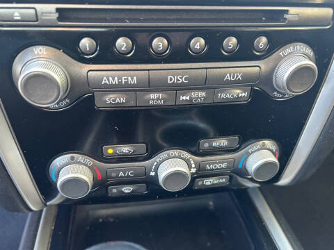 2016 Nissan Pathfinder S