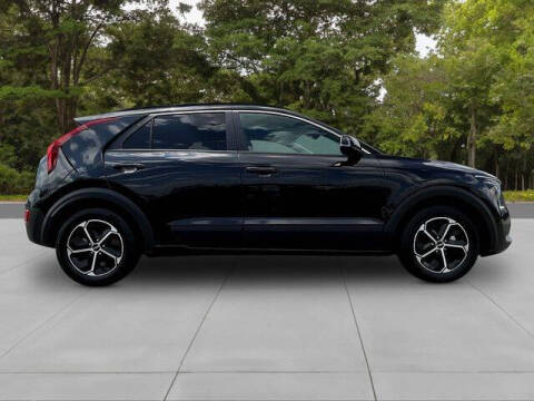 2023 Kia Niro EX