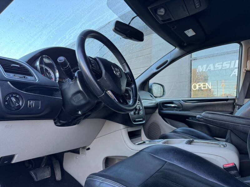 2017 Dodge Grand Caravan SXT