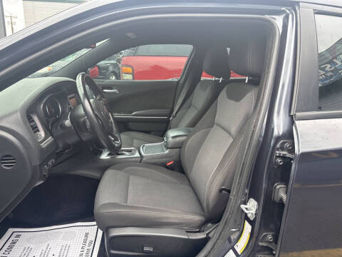 2017 Dodge Charger SE