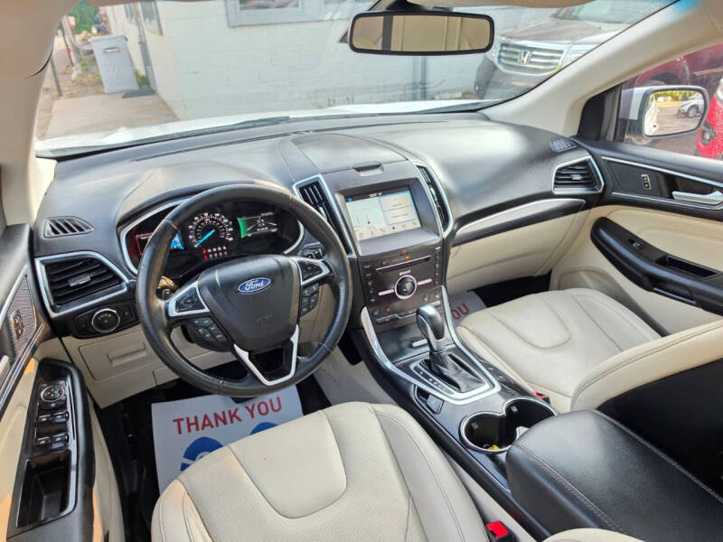 2016 Ford Edge Titanium