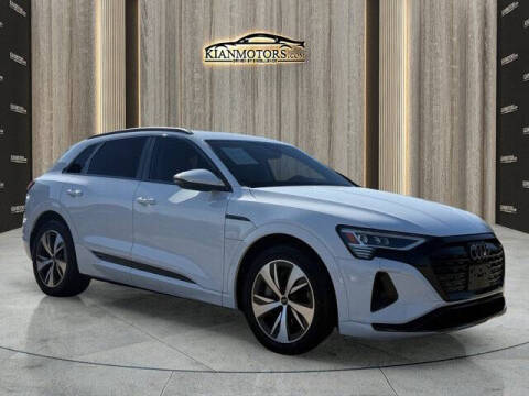 2024 Audi Q8 e-tron quattro Premium