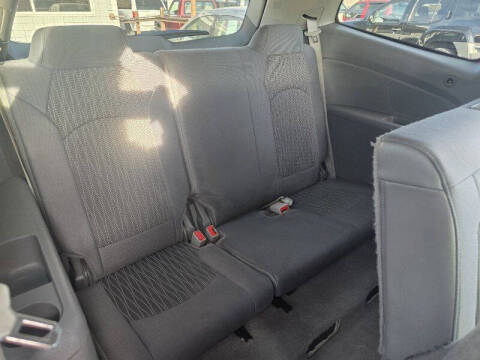 2017 Chevrolet Traverse LS