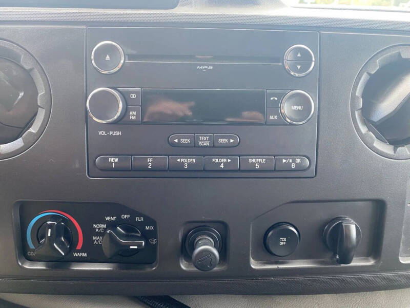 2012 Ford E-Series E-350 SD