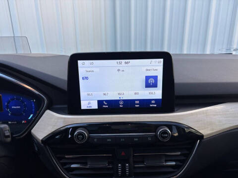 2022 Ford Escape Titanium