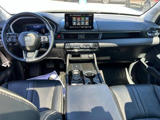 2023 Honda Pilot Elite
