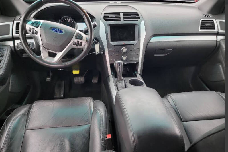 2012 Ford Explorer XLT