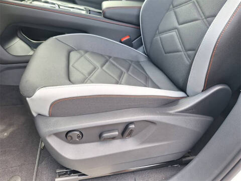 2025 Volkswagen Atlas Peak Edition 4Motion