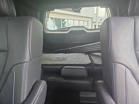 2024 Toyota Sequoia Platinum