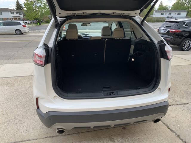 2020 Ford Edge Titanium