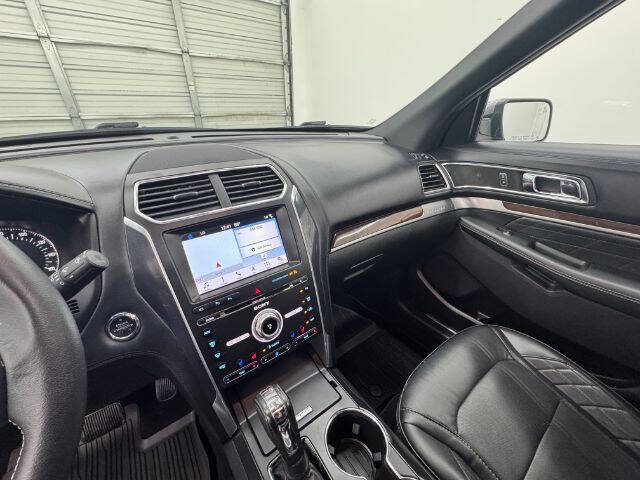 2018 Ford Explorer Platinum