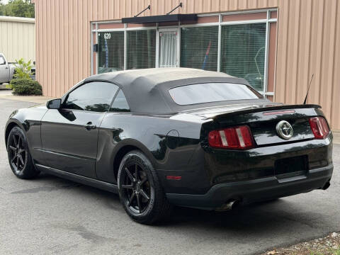2012 Ford Mustang V6