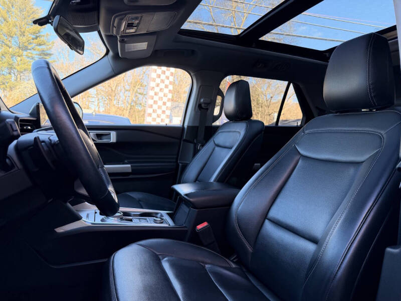 2020 Ford Explorer XLT