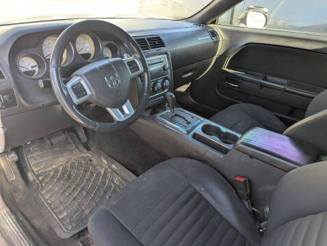 2013 Dodge Challenger SXT