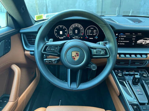 2025 Porsche 911 Carrera