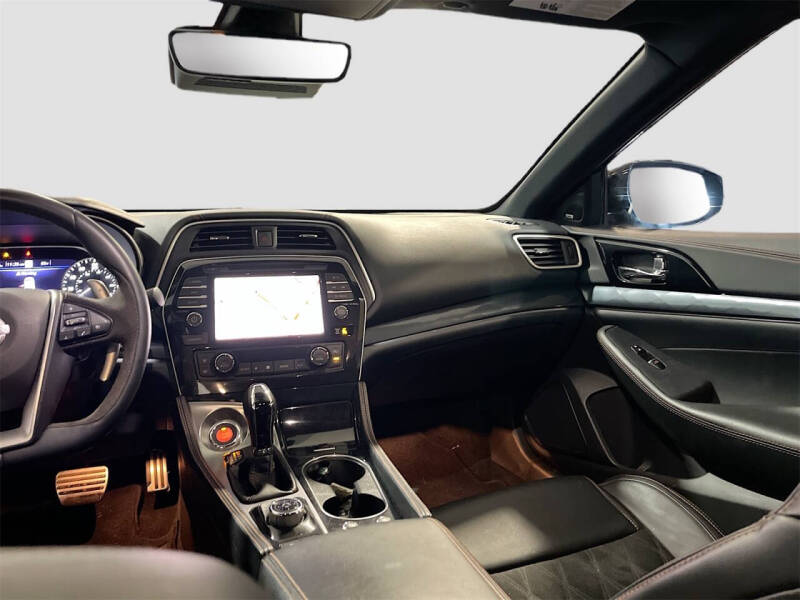 2023 Nissan Maxima 3.5 SR