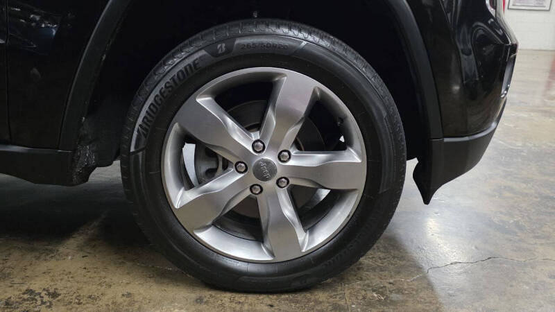 2013 Jeep Grand Cherokee Overland Summit