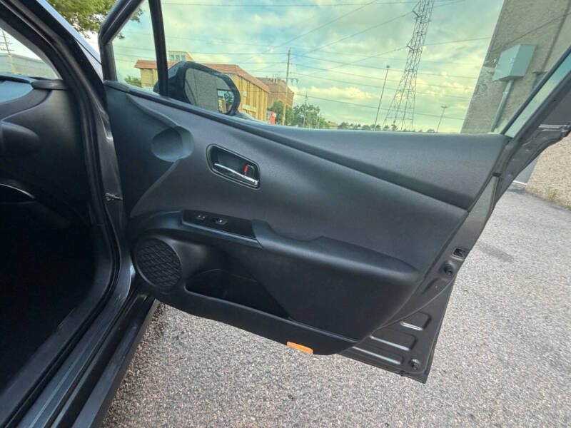 2016 Toyota Prius Three