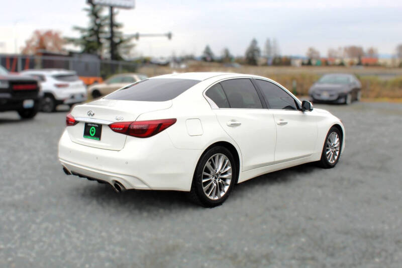 2021 Infiniti Q50 Luxe