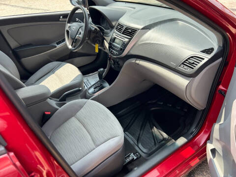 2017 Hyundai Accent SE