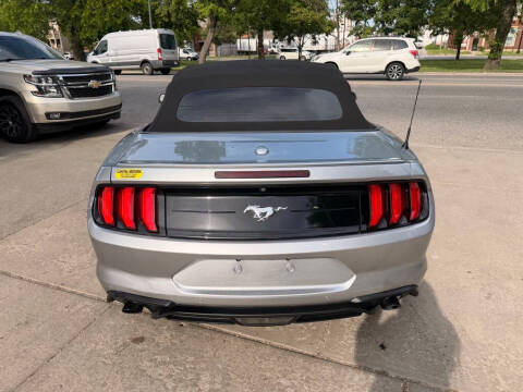 2022 Ford Mustang