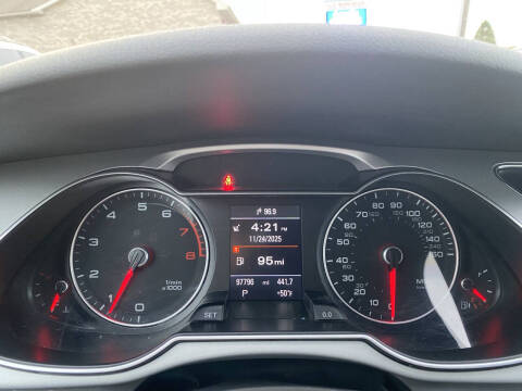 2016 Audi A4 2.0T quattro Premium Plus